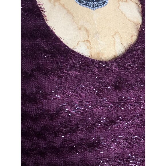 1990s-Y2K. FOREVER 21. Purple Fringe. Fuzzy. Glitter Tinsel. Tank Blouse. XS-S - Picture 6 of 8